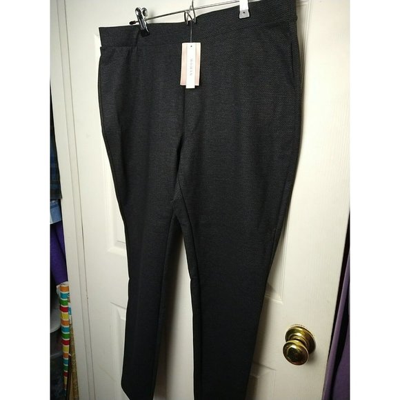Philosophy Pants - Philosophy Women's Grey Blah Small Chevron Pull On Elastic Waist Pants. Size 1X